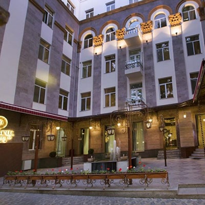 هتل central yereavan